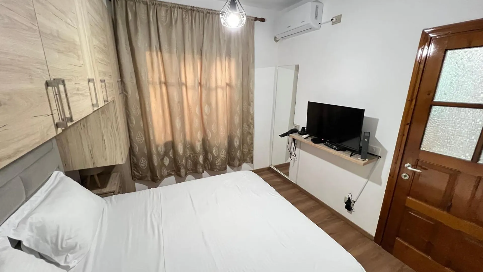 Vlora Guest House Albania